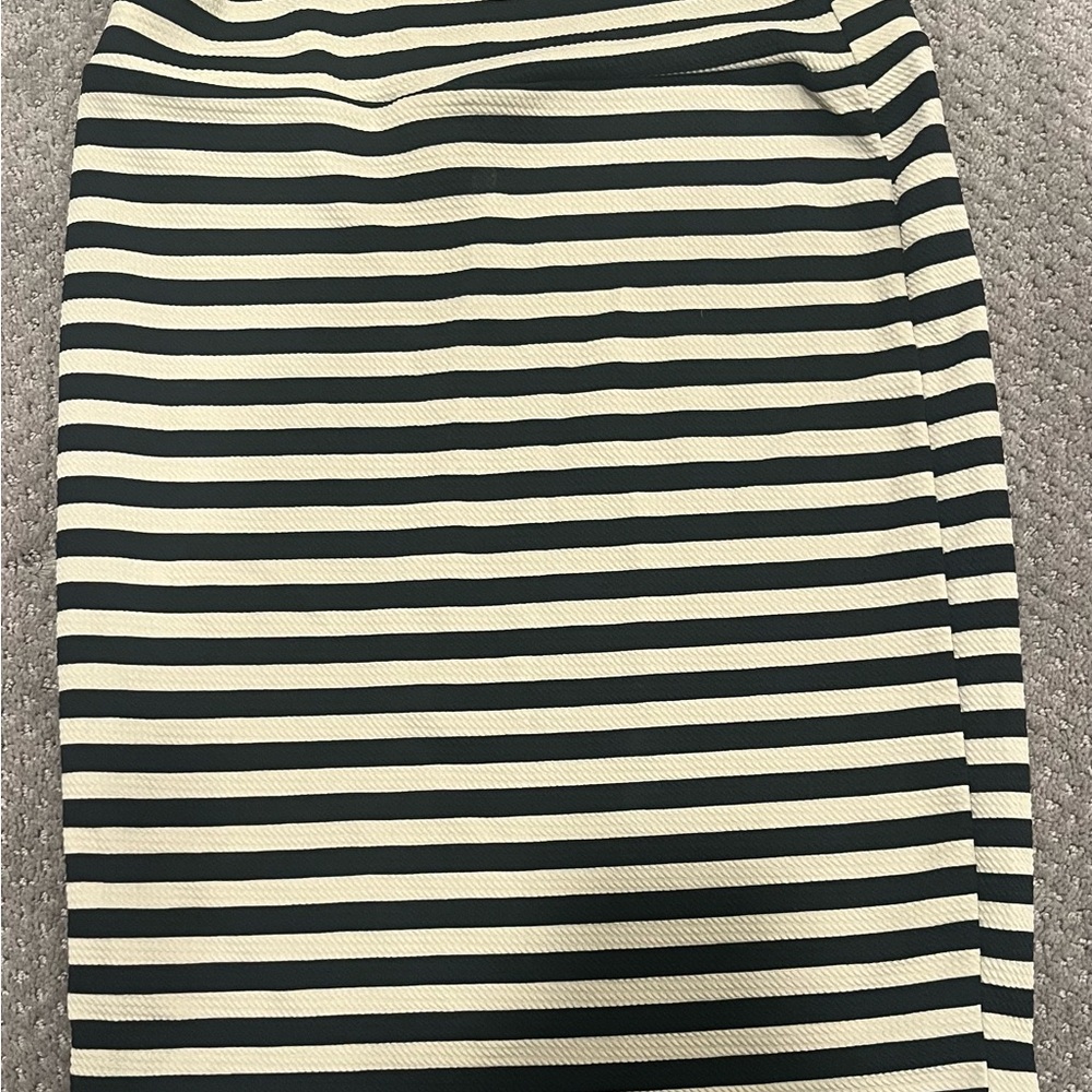 Lularoe Cassie Stretch Striped Black and White Women's Pencil Skirt